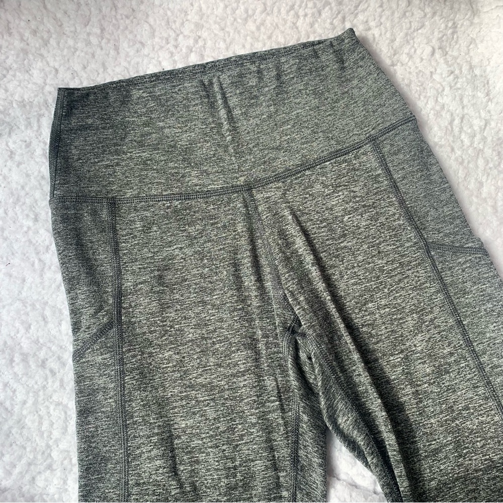 Aerie gray heathered chill play move pocket leggings high waisted size small